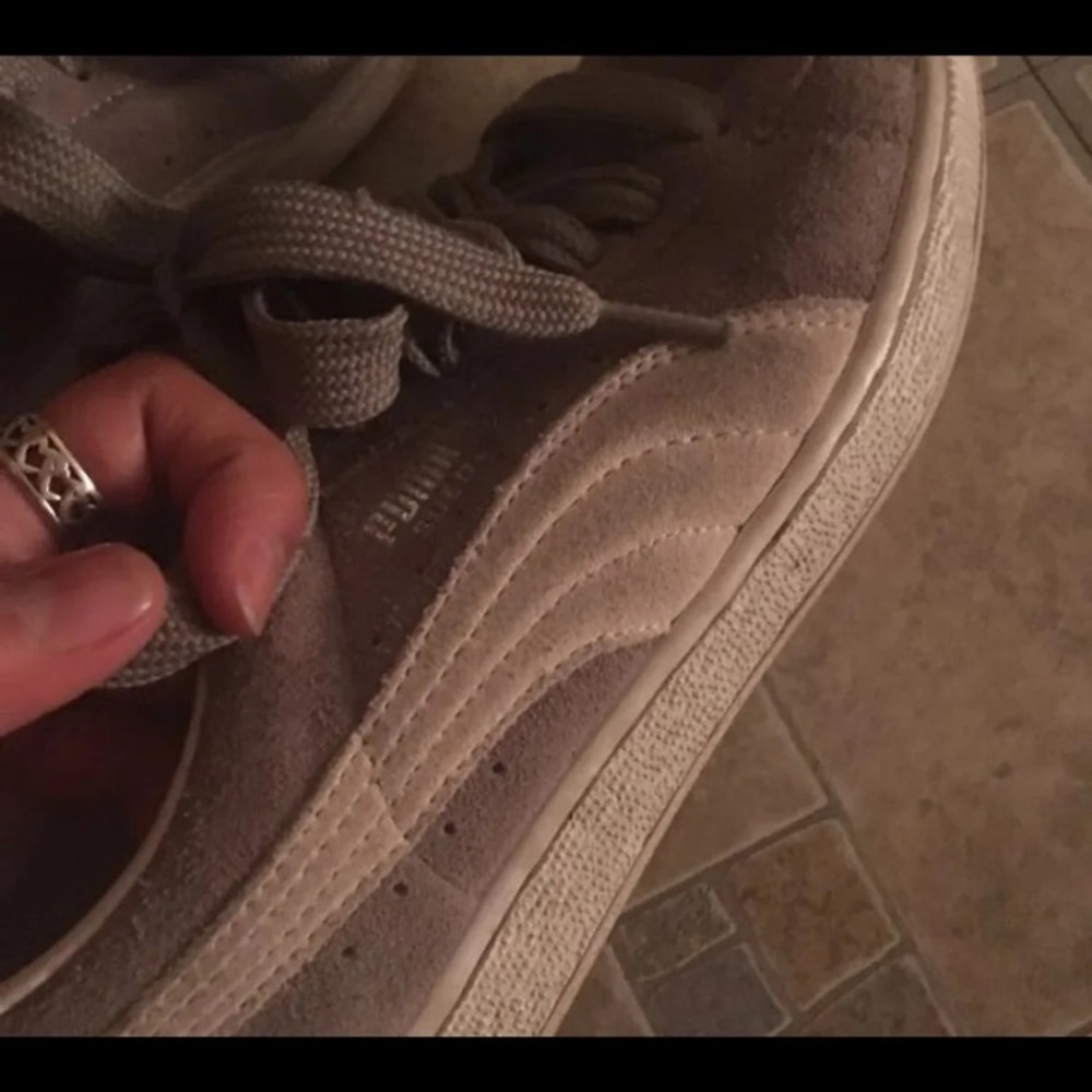 Puma Suedes - Picture 3 of 5